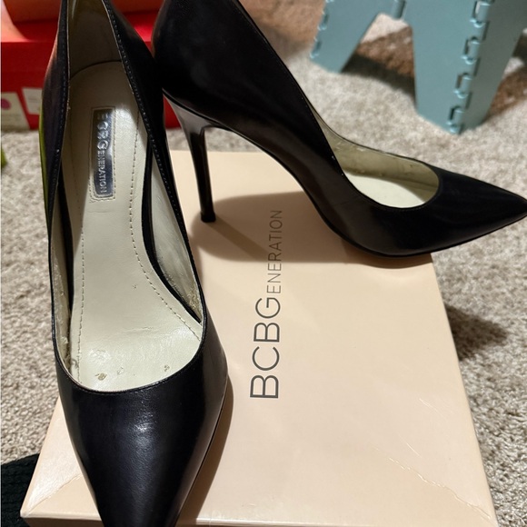 BCBG Black heels - Picture 1 of 2
